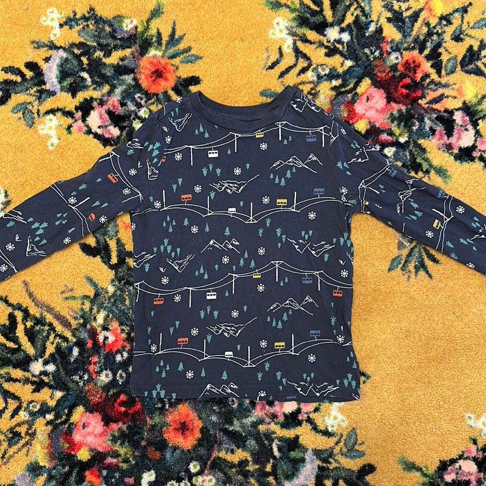 Winter/Holiday Christmas 5t long sleeve t-shirt Ski theme